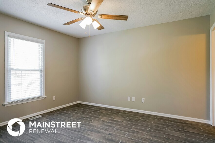 Building Photo - 200 Alfalfa Ct