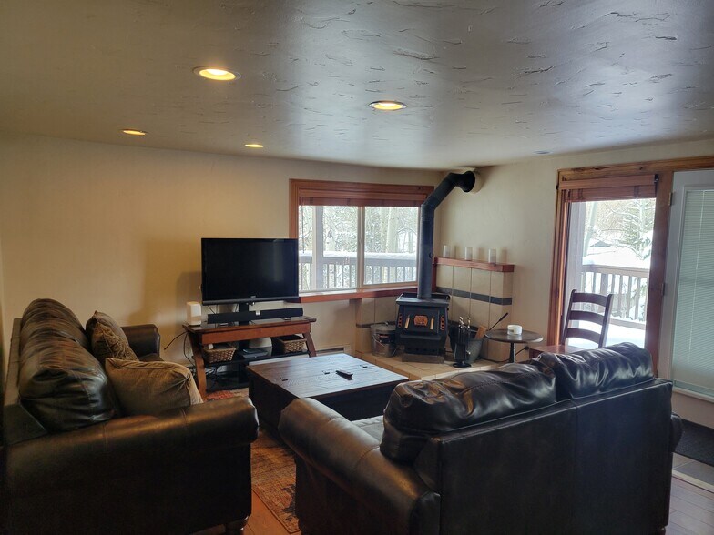 Building Photo - 2821 Basingdale Blvd