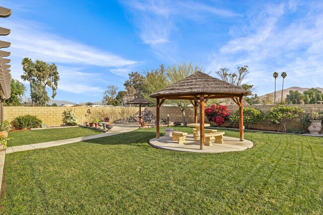 Building Photo - 3971 Corona Ave