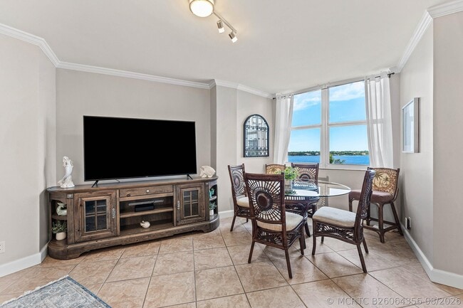 Building Photo - 2600 N Flagler Dr
