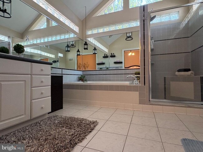 Building Photo - 803 Scott Cir