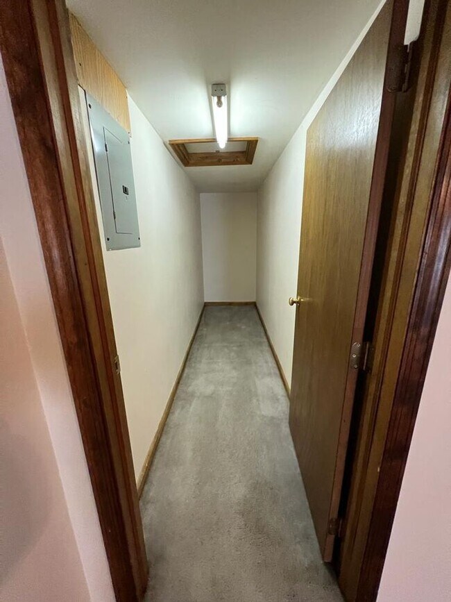 Building Photo - 2-Story, One Bedroom Loft Townhome AVAILABLE JUNE 2026 - Wernersville, PA