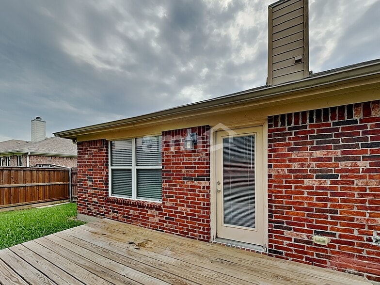 Building Photo - 2729 Lone Ranger Trl