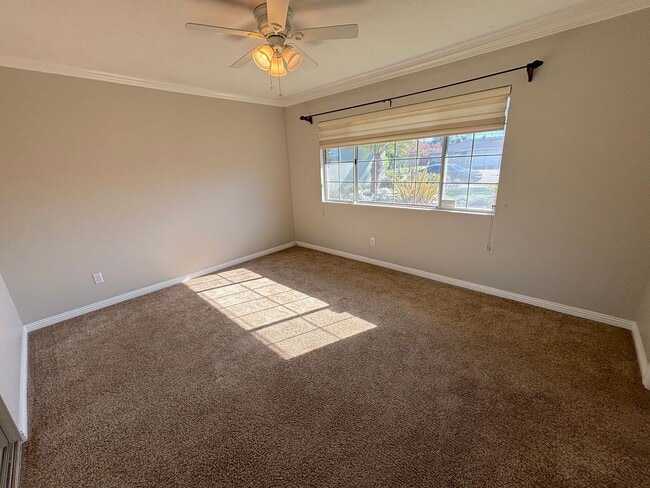 Building Photo - Beautiful home in the city of Orange.