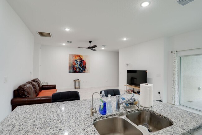 Building Photo - 2830 Lingo Ln