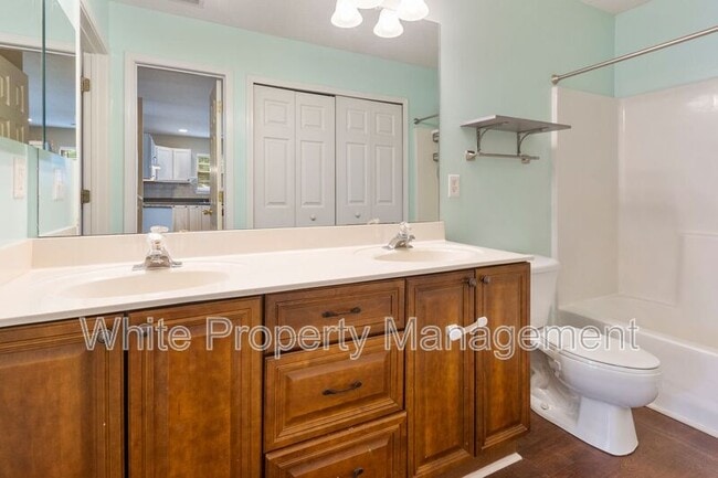 Building Photo - 12391 Paperbark Cir