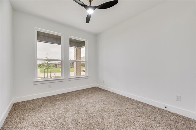 Building Photo - 1008 St Matthews Cir