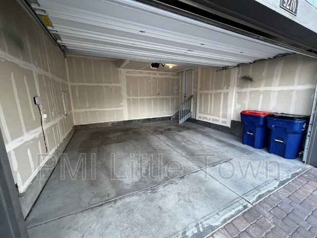 Building Photo - 9270 Inca Dove Cir