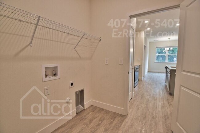 Building Photo - 5164 Tolson St