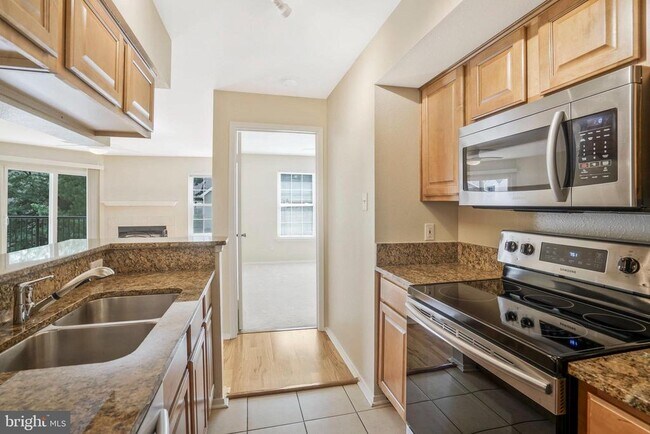 Primary Photo - 3315 Wyndham Cir