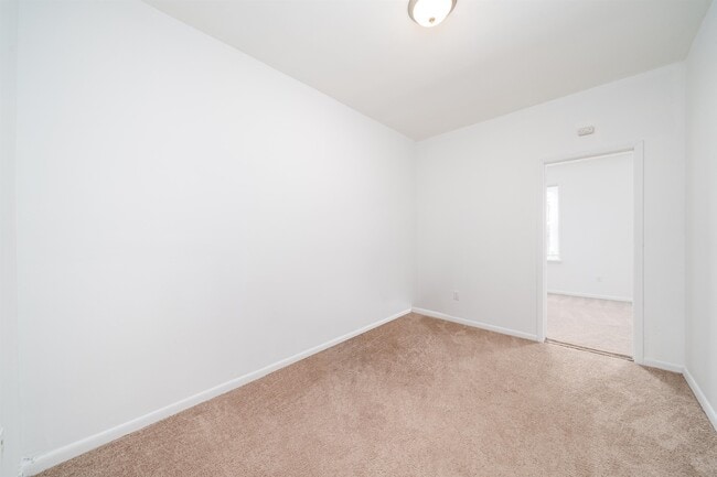 Building Photo - 434 Central Ave