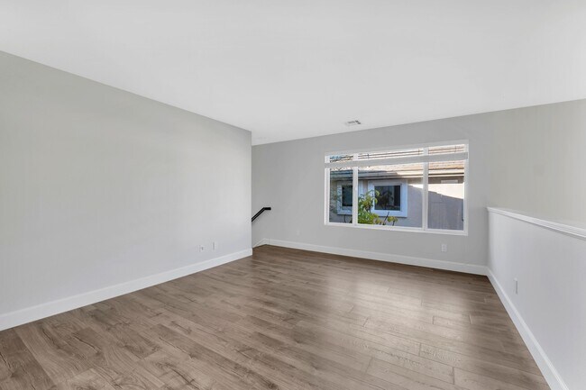 Building Photo - 2775 Florentine Ct