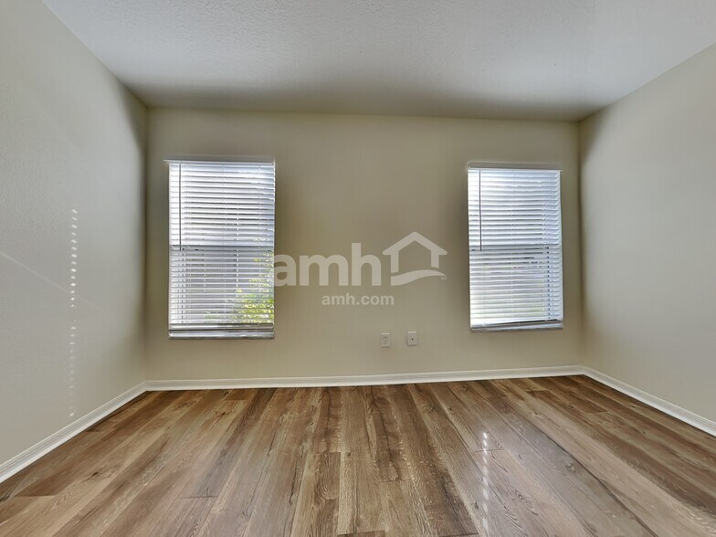 Building Photo - 7530 Citrus Blossom Dr