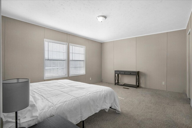 Building Photo - 122 Rambo Dr