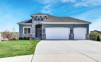 Building Photo - 4 BR/3BA | Newly Renovated Single Family Home | 3-Car Covered Parking | Back Deck