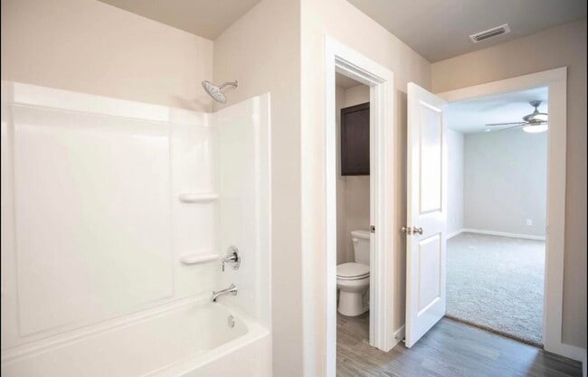 Building Photo - 14403 Avenue X