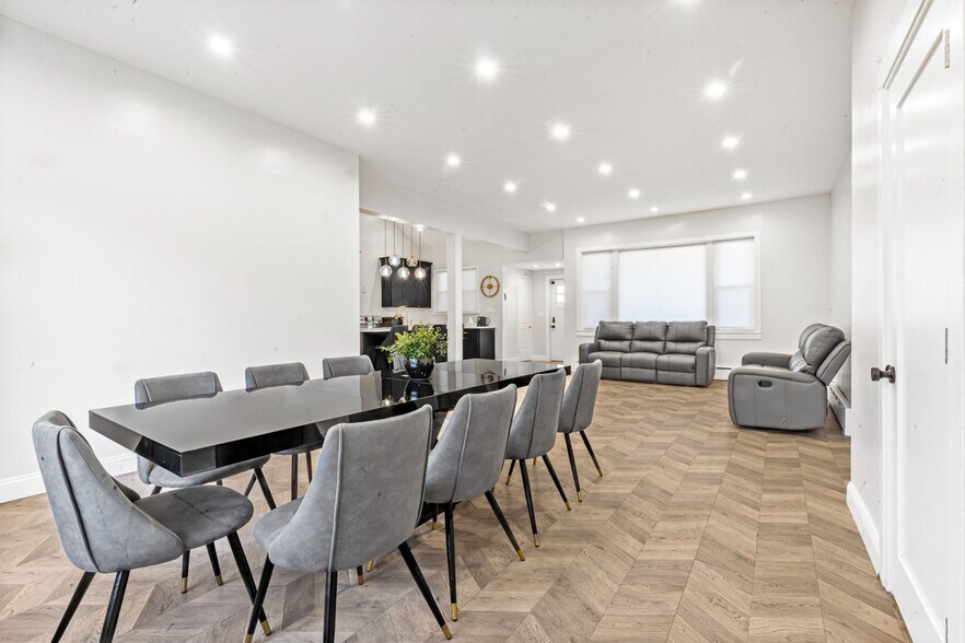 Building Photo - 3 Coleman St