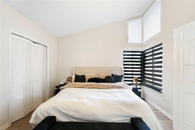 Building Photo - 9785 Piney Point Cir