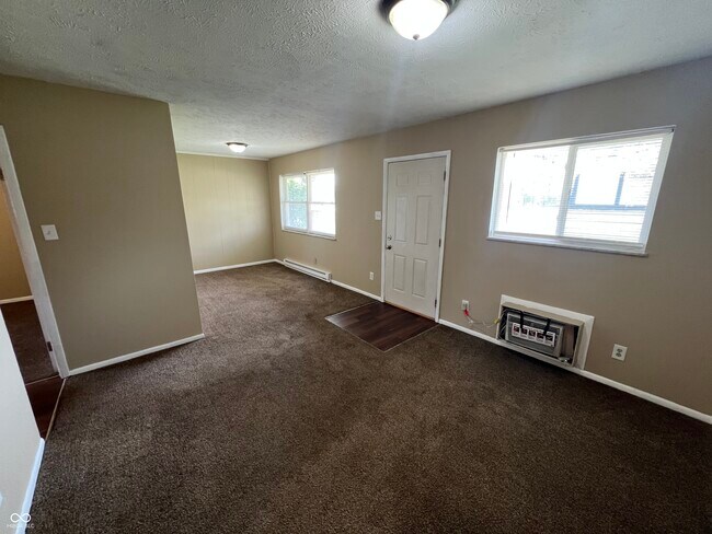 Building Photo - 3001 N Campbell Ave