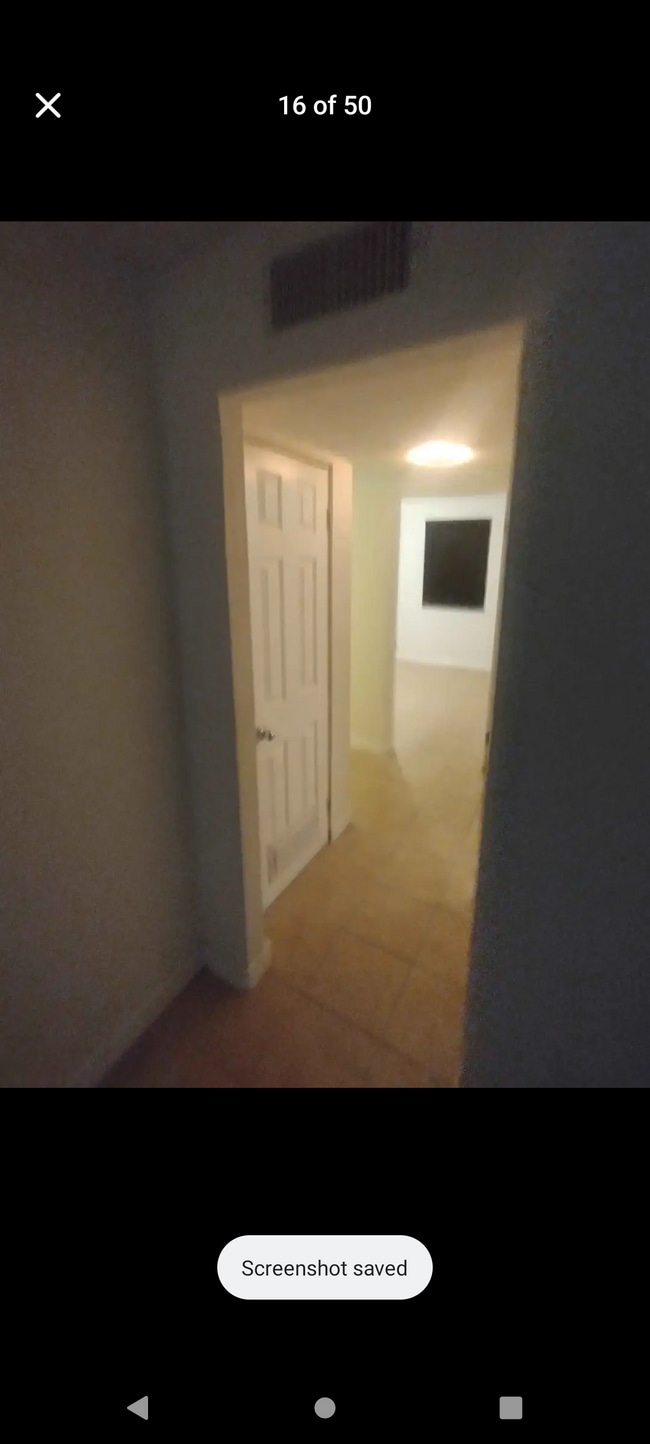 Building Photo - 635 N Nova Rd