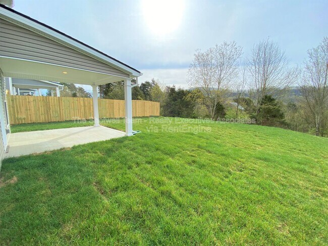 Building Photo - 7852 Beeler Farms Ln