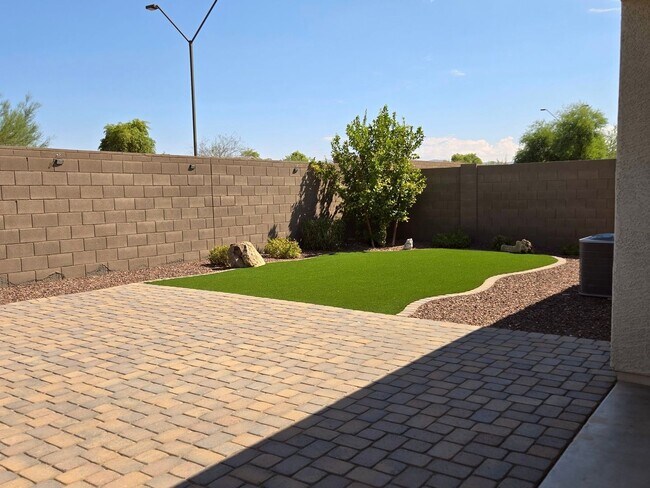 Building Photo - 4 Bedroom Home in Tartesso, a Master Planned Community