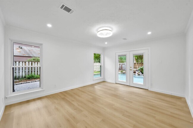 Building Photo - 11612 Timberwild St