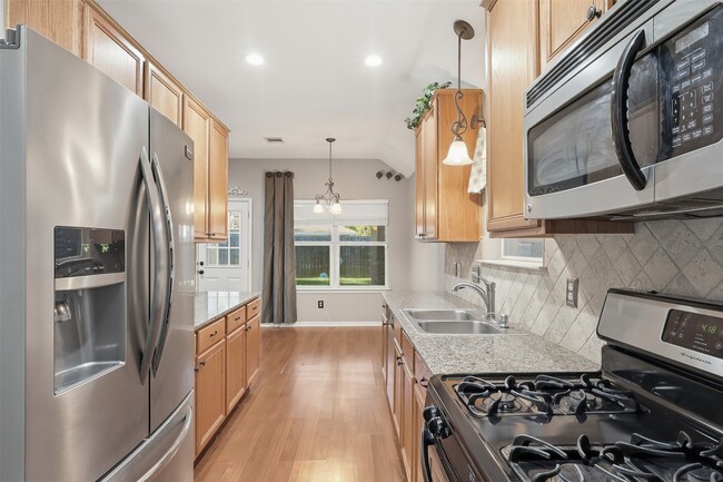 Building Photo - 17423 Morning Star Ave