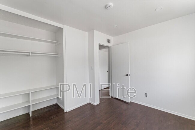 Building Photo - 12660 Lazard St
