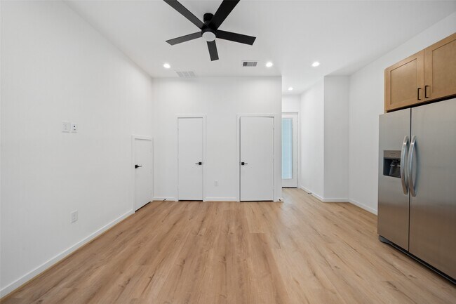 Building Photo - 1408 Enid St