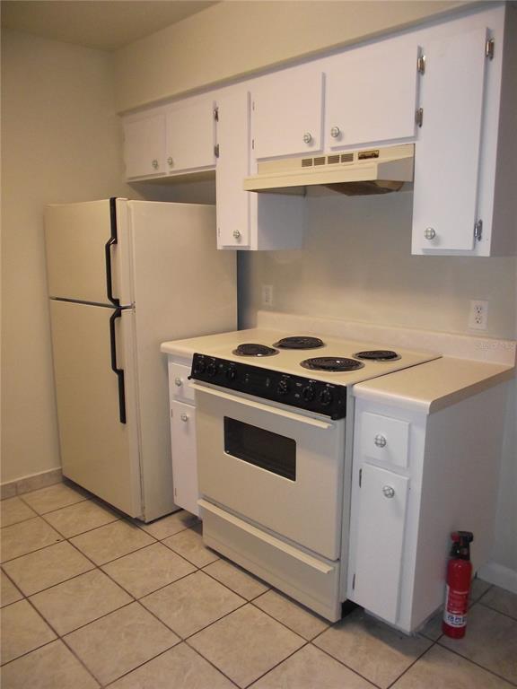 Building Photo - 2635 SW 35th Pl