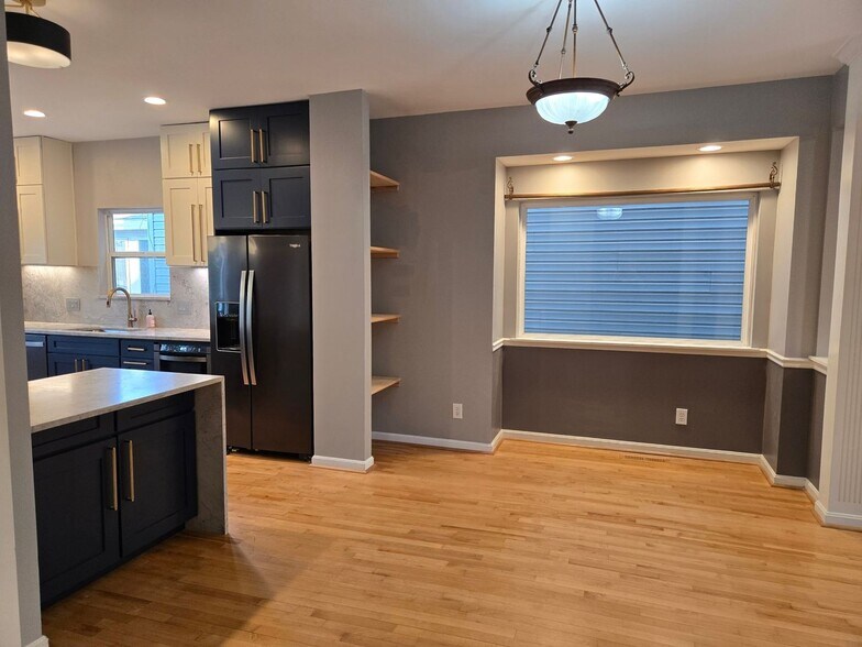 Building Photo - 929 Weninger Cir