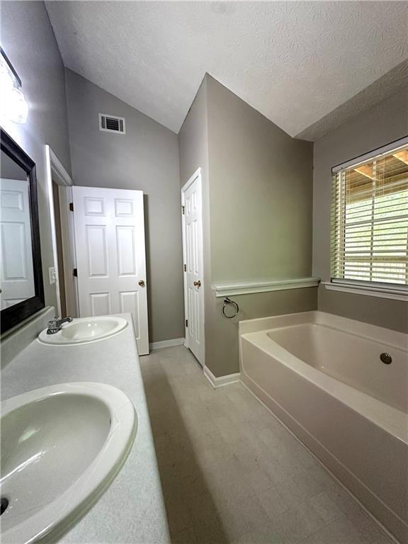 Building Photo - 1080 Hunters Crossing Ln