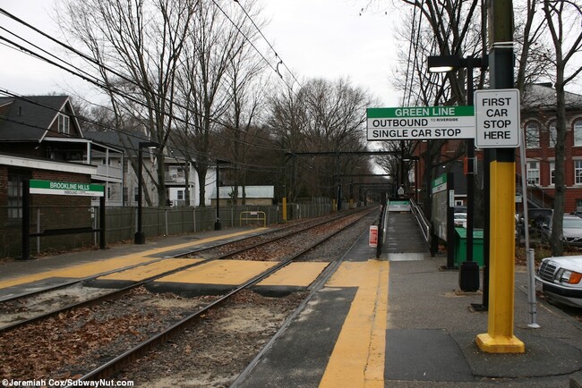 Green line stop - 22 Chestnut Pl