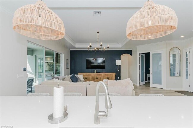 Building Photo - 6023 Diamonte Pl