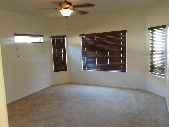 Building Photo - 36169 N Mirandesa Dr