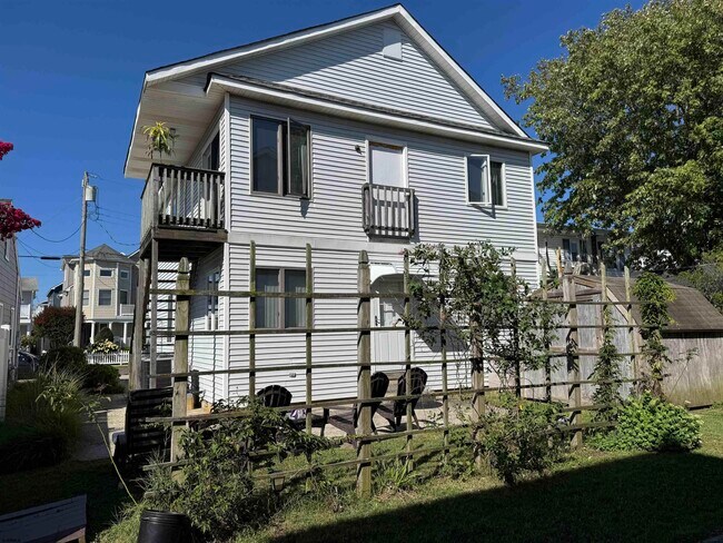 Primary Photo - 344 36th St S