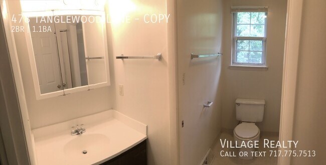 Building Photo - 480 Tanglewood Ln