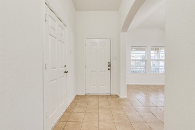 Building Photo - 3426 Lily Ranch Dr