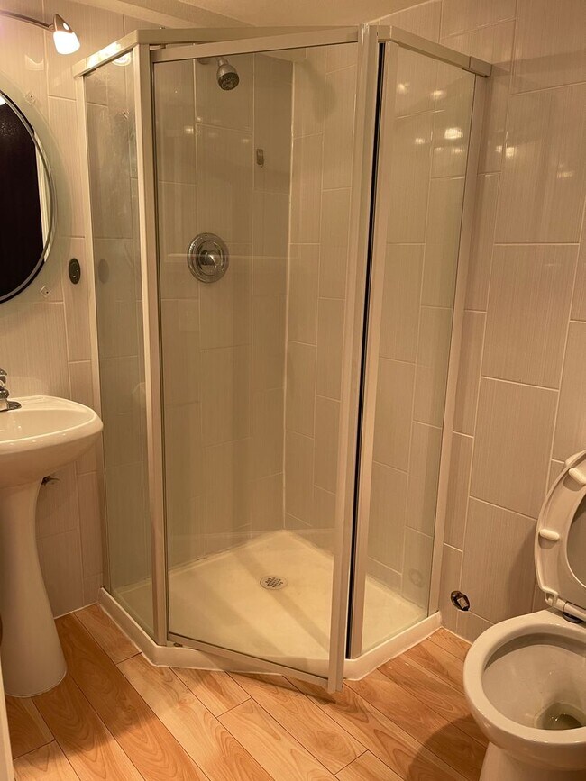 Building Photo - 3 bedroom single family house in Broomfield