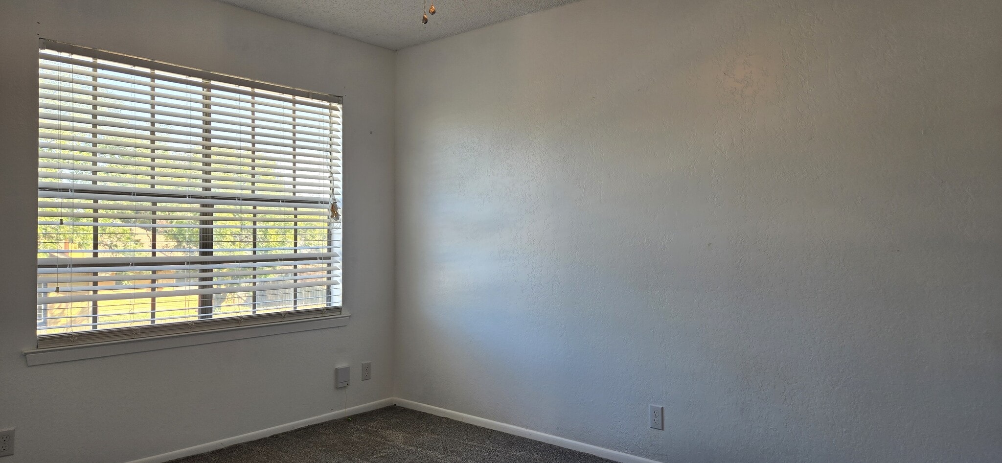Building Photo - 1724 Utah Ave