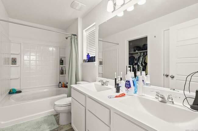 Building Photo - 355 Deer Crest Dr