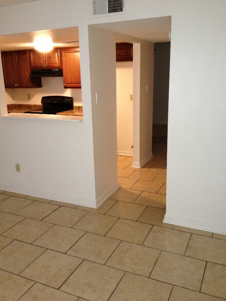 Building Photo - 2833 Fayette St