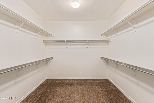 Building Photo - 9058 W Redbird Rd