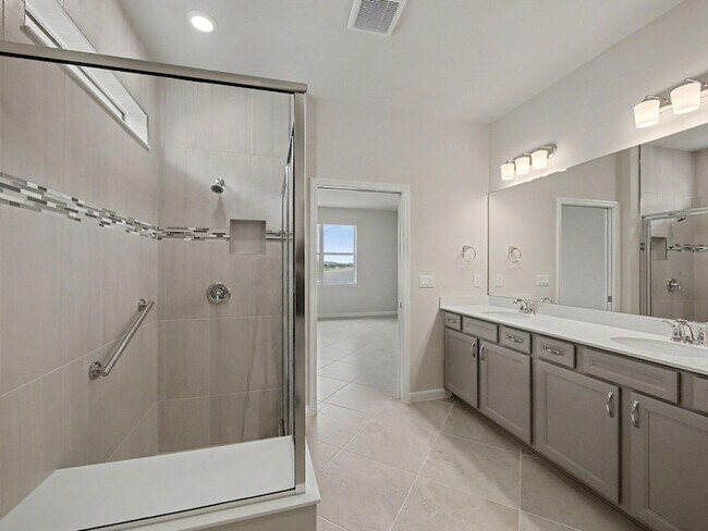 Building Photo - 14172 SW Incarnadine Ln