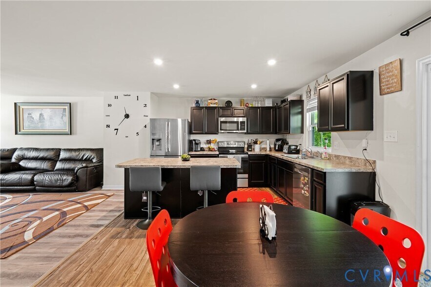 Building Photo - 21012 Baileys Grove Dr