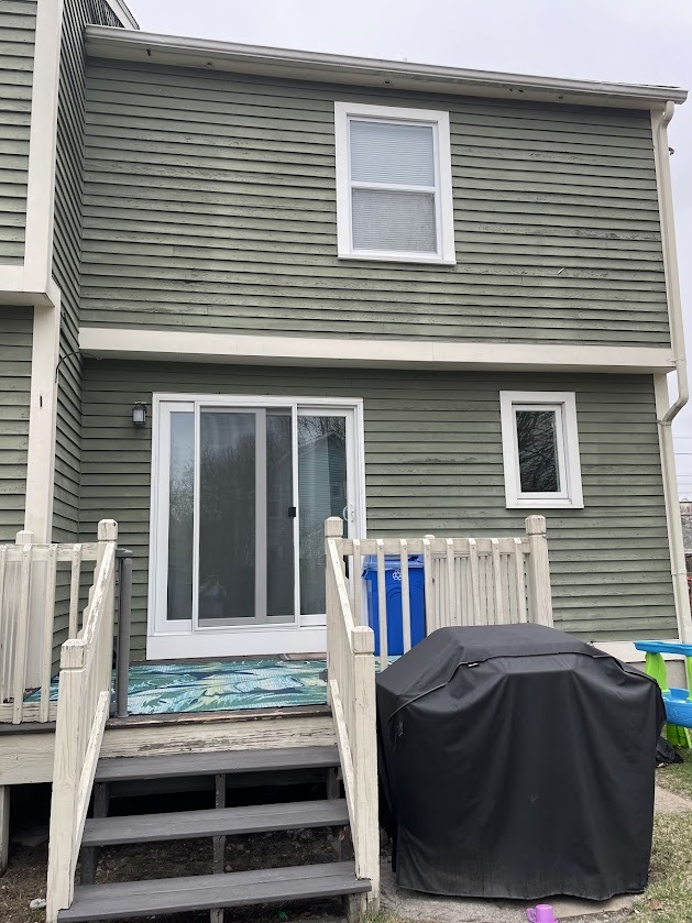Private back deck - 112 Bridgham St