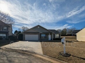 Building Photo - 124 Bascom Ct