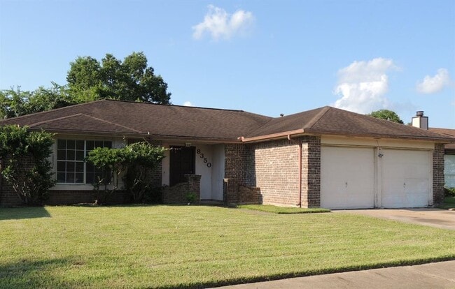 Primary Photo - 8350 S Meadow Bird Cir