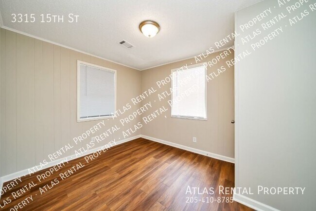 Building Photo - 3315 15th St